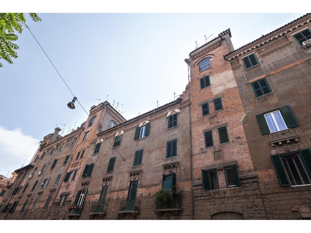 Apartamento Dimora Del Papa Roma Habitación foto